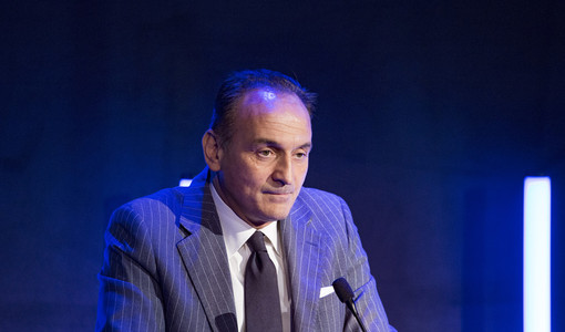 Cirio "sventola" l'autonomia sulla siccità, ma chiede aiuto a Lombardia e Svizzera per non restare a secco Cirio "sventola" l'autonomia sulla siccità, ma chiede aiuto a Lombardia e Svizzera per non restare a secco