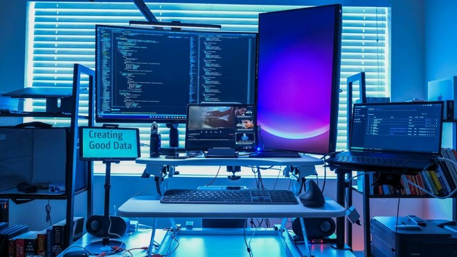 Efficienza e controllo del dato: la nuova strategia delle imprese italiane per vincere la competizione globale attraverso il software su misura