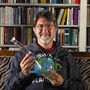 “Lo scienziato nel cilindro”: lo scrittore Andrea Vico in scena per la Biblioteca civica di Alba