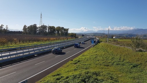 Esodo estivo, weekend da bollino nero sulle strade: previsti oltre 26 milioni di spostamenti fino a domani Esodo estivo, weekend da bollino nero sulle strade: previsti oltre 26 milioni di spostamenti fino a domani