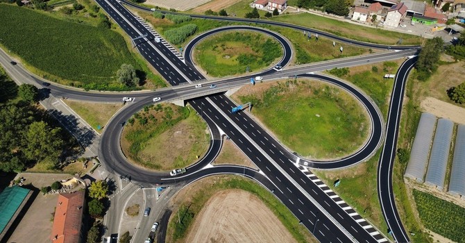 Lavori da 3 milioni di euro sul ponte del Tanaro, scattano i cantieri sulla Statale 231 ad Asti Lavori da 3 milioni di euro sul ponte del Tanaro, scattano i cantieri sulla Statale 231 ad Asti
