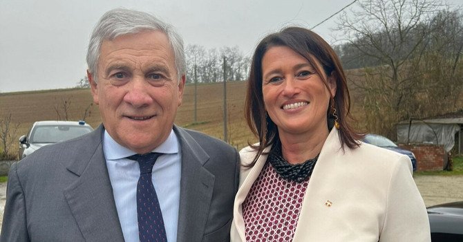 La consigliera Biglia con il vicepresidente del Consiglio e ministro degli Affari Esteri, nonché leader di Forza Italia, Antonio Tajani