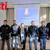 Il Questore con i nuovi vice ispettori in servizio ad Asti. Galleria fotografica a cura di Merfephoto - Efrem Zanchettin