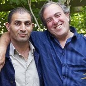 "Mio padre, tuo padre": la storia di due uomini contro l'odio arriva al Castello di Cisterna "Mio padre, tuo padre": la storia di due uomini contro l'odio arriva al Castello di Cisterna