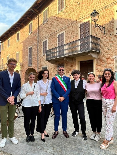 Bruno celebra gli 80 anni della Repubblica tra Costituzione e musica Bruno celebra gli 80 anni della Repubblica tra Costituzione e musica