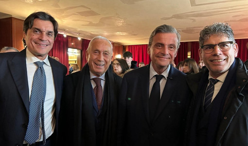 Mario Bovino (primo da sinistra) con Osvaldo Napoli, Carlo Calenda e Sergio Bartoli