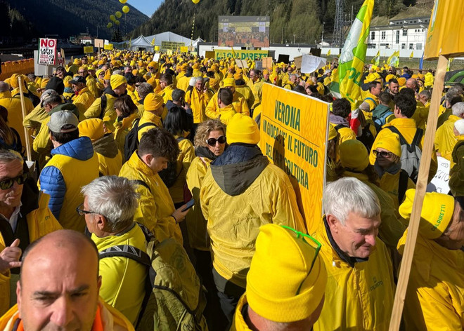 10mila agricoltori Coldiretti in mobilitazione al Brennero: “L’agroalimentare vale 707 miliardi, patrimonio da difendere”