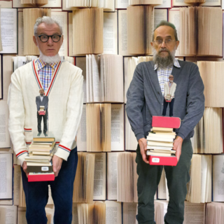 Biagio Bagini e Gian Luigi Carlone della Banda Osiris bibliotecari per un giorno