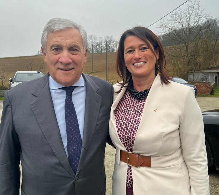 La consigliera Biglia con il vicepresidente del Consiglio e ministro degli Affari Esteri, nonché leader di Forza Italia, Antonio Tajani