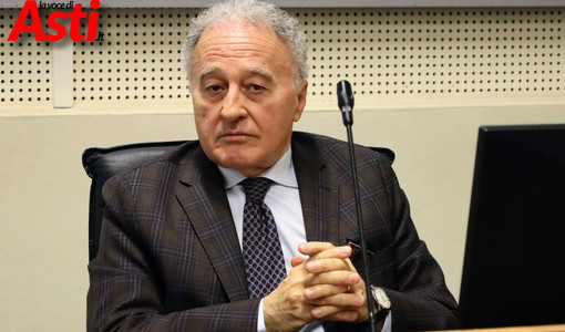 Il dott. Claudio Lucia Il dott. Claudio Lucia