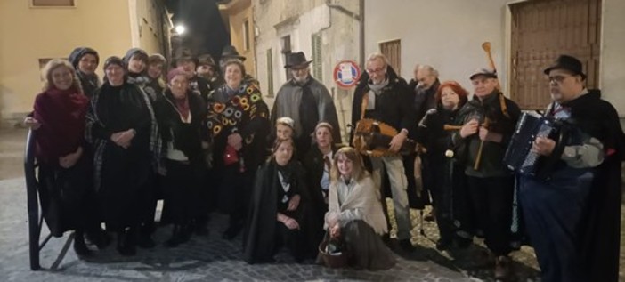 Calamandrana riscopre l'antico rito del &quot;Cantè j'euv&quot;