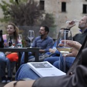 Cultura e convivialità: Cuba Libri invita la città a spingersi... FuoriLuogo