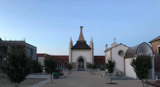 Il cimitero di Moncalvo