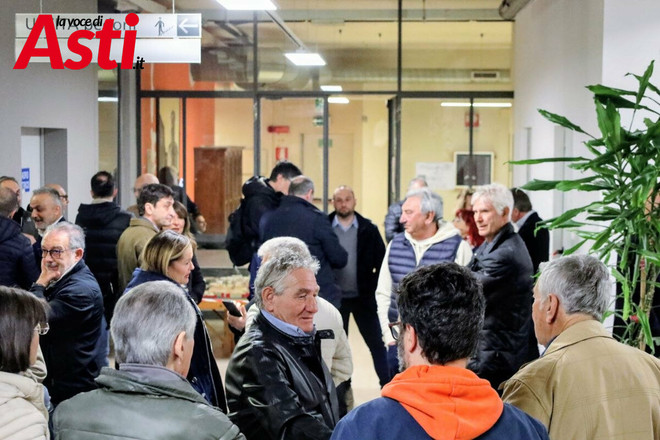 Il consiglio comunale aperto sulla questione cascina Volta (Merphefoto)