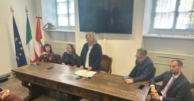 Sanità, opposizione all'attacco: "Tagli indiscriminati e poca chiarezza su coperture. Basta cambiali in bianco e pagherò"
