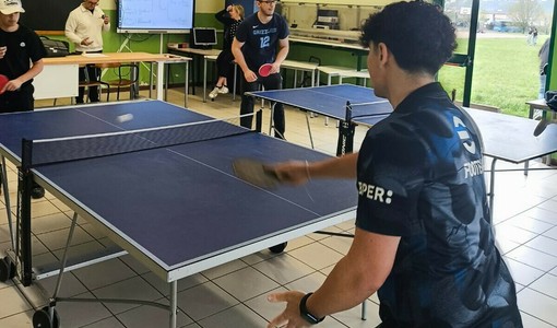Studenti dell'Andriano durante la cogestione