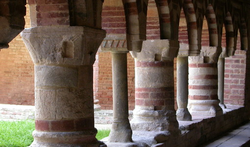 Chiostro Canonica di Vezzolano