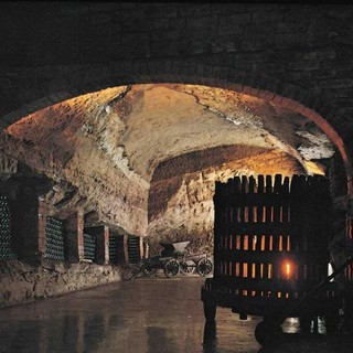 Cantine Gilardino - immagine dal profilo Facebook Canelli ipogea - censimento cantine storiche
