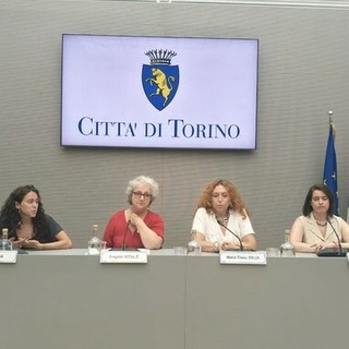 Attivisti per Gaza fermati in Libia, Torino si mobilita per la liberazione di Dina e Domenico