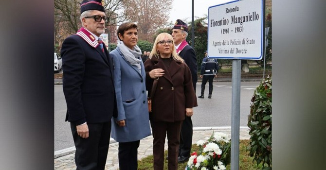 Nell'immagine, da sinistra a destra: il presidente Faita, il questore Di Donato e la signora Marinella Lepre, vedova dell'agente ucciso Nell'immagine, da sinistra a destra: il presidente Faita, il questore Di Donato e la signora Marinella Lepre, vedova dell'agente ucciso