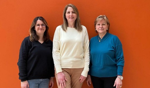 Nell'immagine (da sinistra a destra) la consigliera Pelissetti, il sindaco Macchia e la dottoressa Saracco