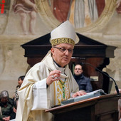 Il vescovo Prastaro (MerfePhoto)