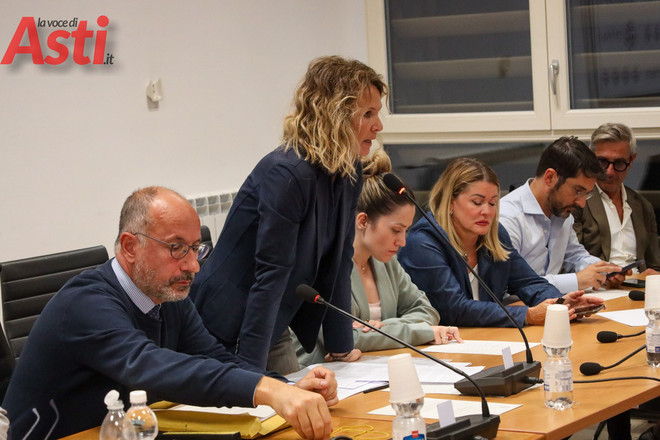 L'assessore Stefania Morra in consiglio