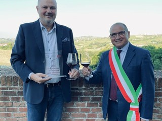 Chiarlo con il sindaco Mancuso Chiarlo con il sindaco Mancuso