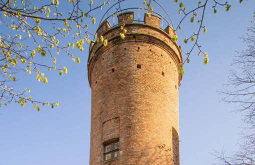 La Torre del Conte Ballada di Saint Robert a Castagnole delle Lanze