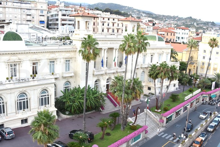 La Dea Bendata sceglie il Casinò di Sanremo: pioggia di vincite e montepremi record! La Dea Bendata sceglie il Casinò di Sanremo: pioggia di vincite e montepremi record!