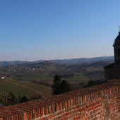 Una veduta dal castello di Castelnuovo Calcea