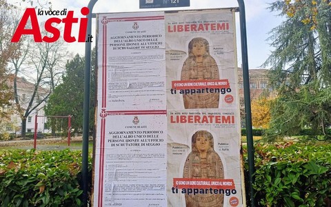 Asti: manifesti in città per la mummia egizia 'dimenticata'