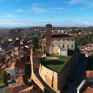 Castello di Cisterna d'Asti