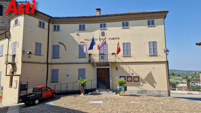 Il Municipio di Castagnole delle Lanze