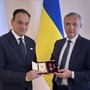 Il presidente Cirio riceve l'onorificenza