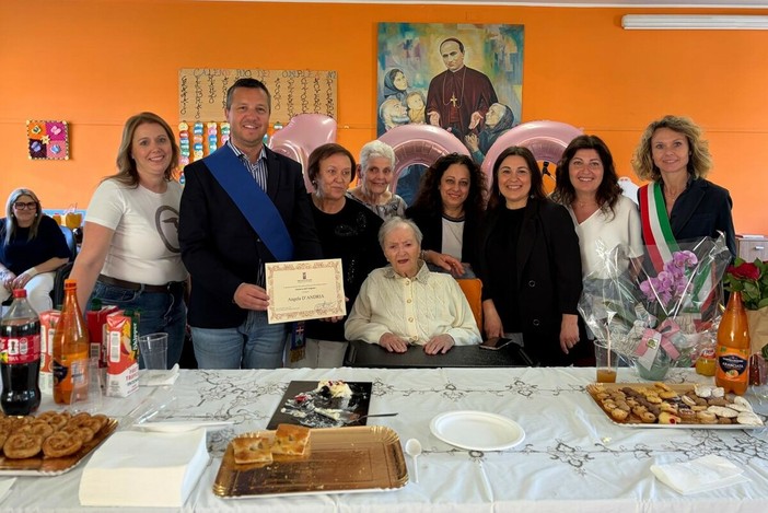 Cento candeline per la signora Angela D’Andria