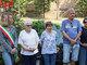 La vicesindaca Morra con la famiglia e l'amico sopravvissuto di Alganon (MerfePhoto) La vicesindaca Morra con la famiglia e l'amico sopravvissuto di Alganon (MerfePhoto)