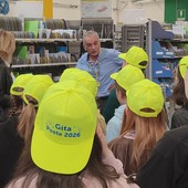 Poste Italiane, i bambini della primaria di Ferrere in visita al Centro di Recapito di Asti