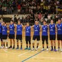 Debutto il 20 ottobre  a Padova per la MA Acqua S.Bernardo Cuneo, nella foto schierata per l'allenamento congiunto con il Cannes ad Alassio (Foto Cuneo Volley)