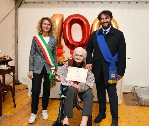 La signora Bardini con Stefania Morra e Simone Nosenzo La signora Bardini con Stefania Morra e Simone Nosenzo