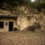 Passeggiata nell'Astigiano: escursione guidata alle case-grotta di Mombarone