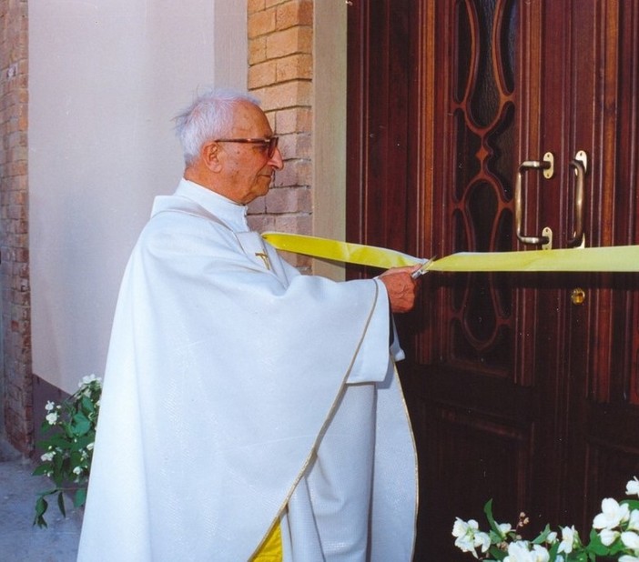 Un immagine di don Celi, tratta dal sito degli ex allievi dell'Oratorio, risalente al 1991
