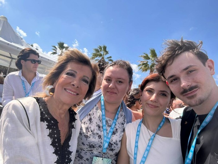 La delegazione astigiana con la ministra Casellati La delegazione astigiana con la ministra Casellati