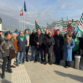Lavoratori di Konecta in presidio (Archivio)