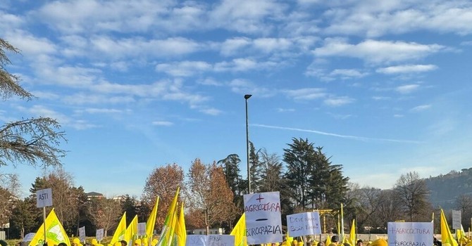 La delegazione astigiana scesa in piazza
