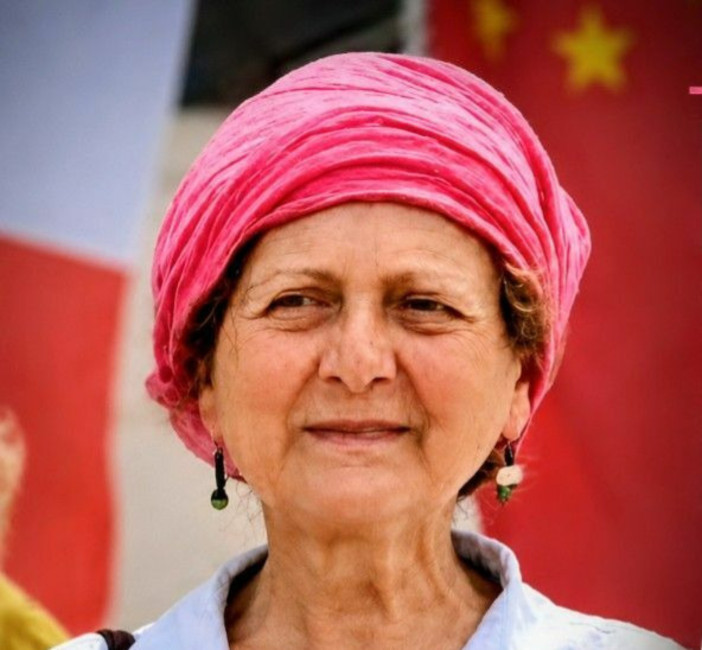 Dina Alberizia Dina Alberizia