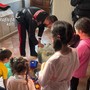 Quando la divisa porta un sorriso: la sorpresa dei carabinieri in una casa famiglia di Monale Quando la divisa porta un sorriso: la sorpresa dei carabinieri in una casa famiglia di Monale