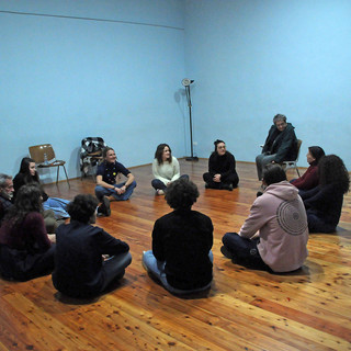 Formazione teatrale ad Asti tra voce, corpo e costruzione del personaggio