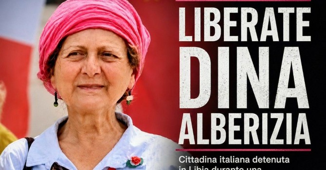 Un flashmob in piazza per rompere il silenzio sui volontari italiani bloccati in Libia