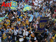 I festeggiamenti del Borgo don Bosco dopo la vittoria al Palio di Asti